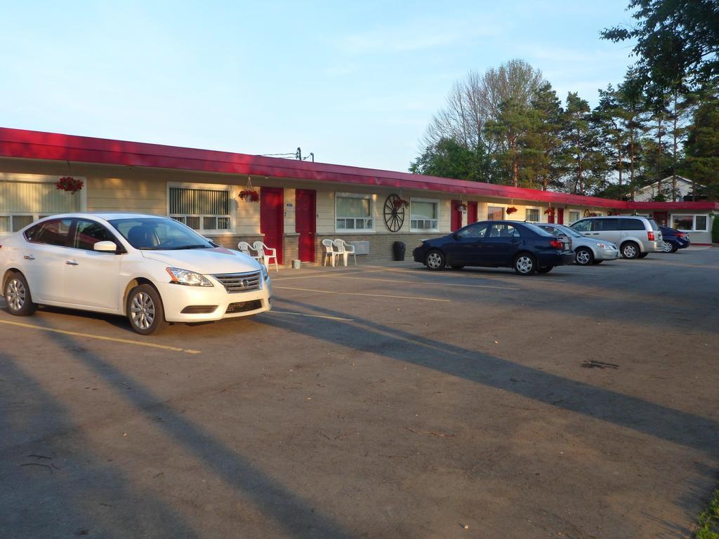 The Silver Birch Motel Goderich Dış mekan fotoğraf