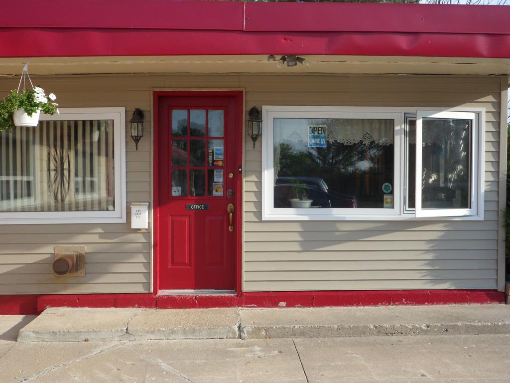 The Silver Birch Motel Goderich Dış mekan fotoğraf